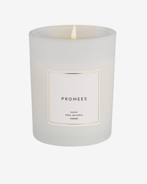sana white// candle