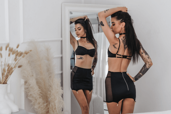 Czym charakteryzuje się biustonosz full-cup? 