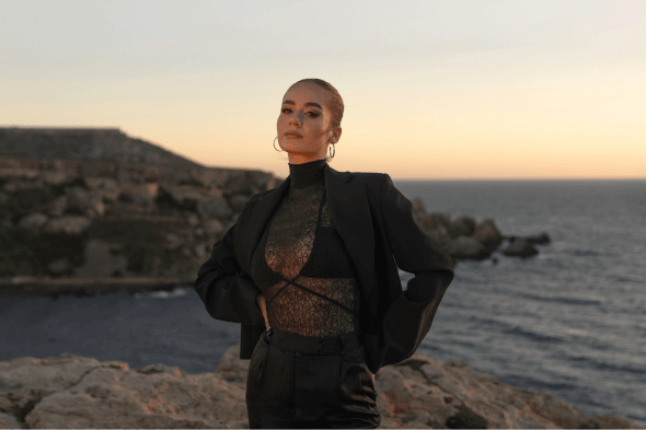 Jaki jest sekret pięknych zestawów Julii Kostery?